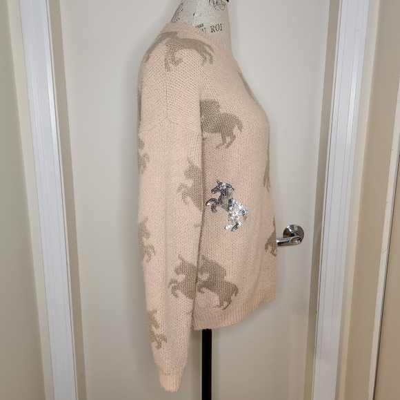 Pink sparkly unicorn sweater - Picture 3 of 7